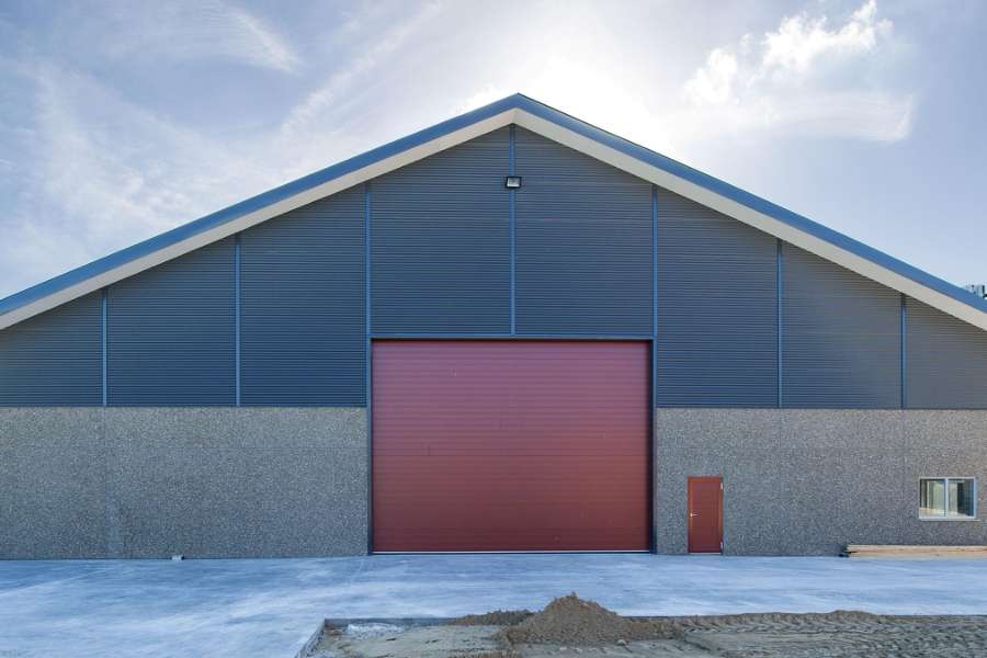 Minimalistische und moderne Getreidehalle, Bjerrevej 388, 7130 Juelsminde